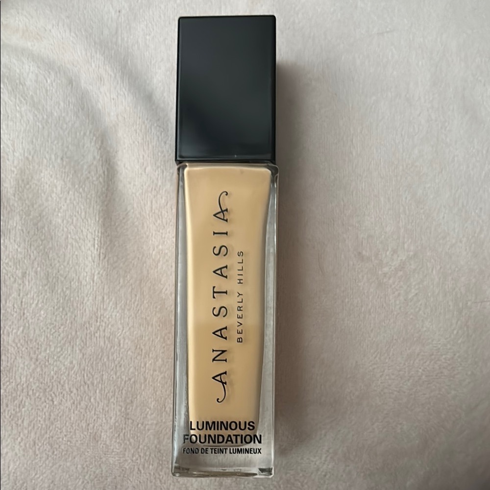 Anastasia Beverly Hills Luminous Foundation - Cream
